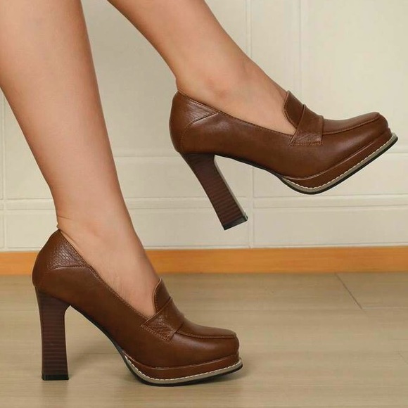 NEW Heeled Loafers Wood Grain Chunky Heel Platform Squared Toe Pumps Brown sz 9 - Picture 4 of 8